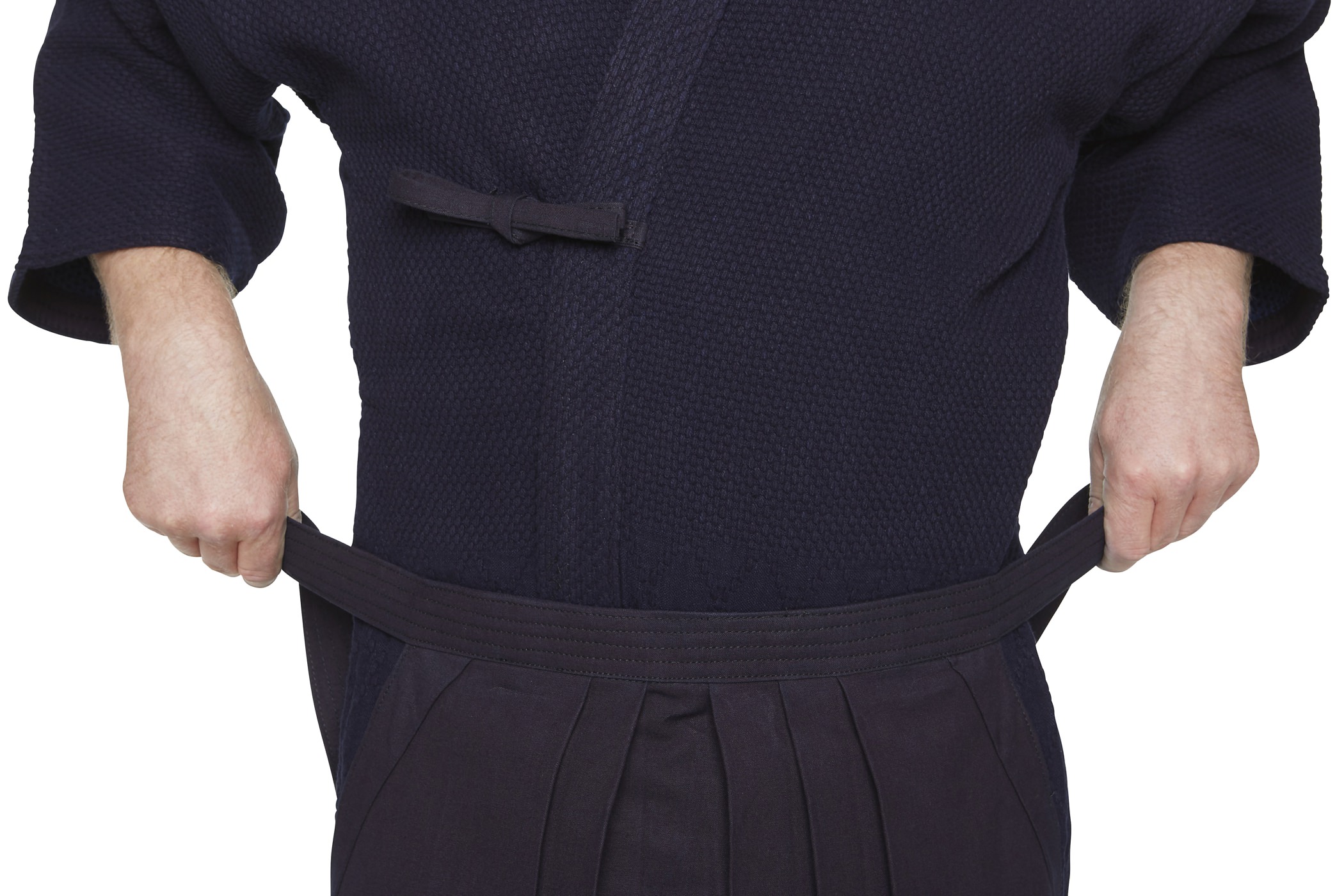 Hakama anlegen eine Anleitung von kendosport