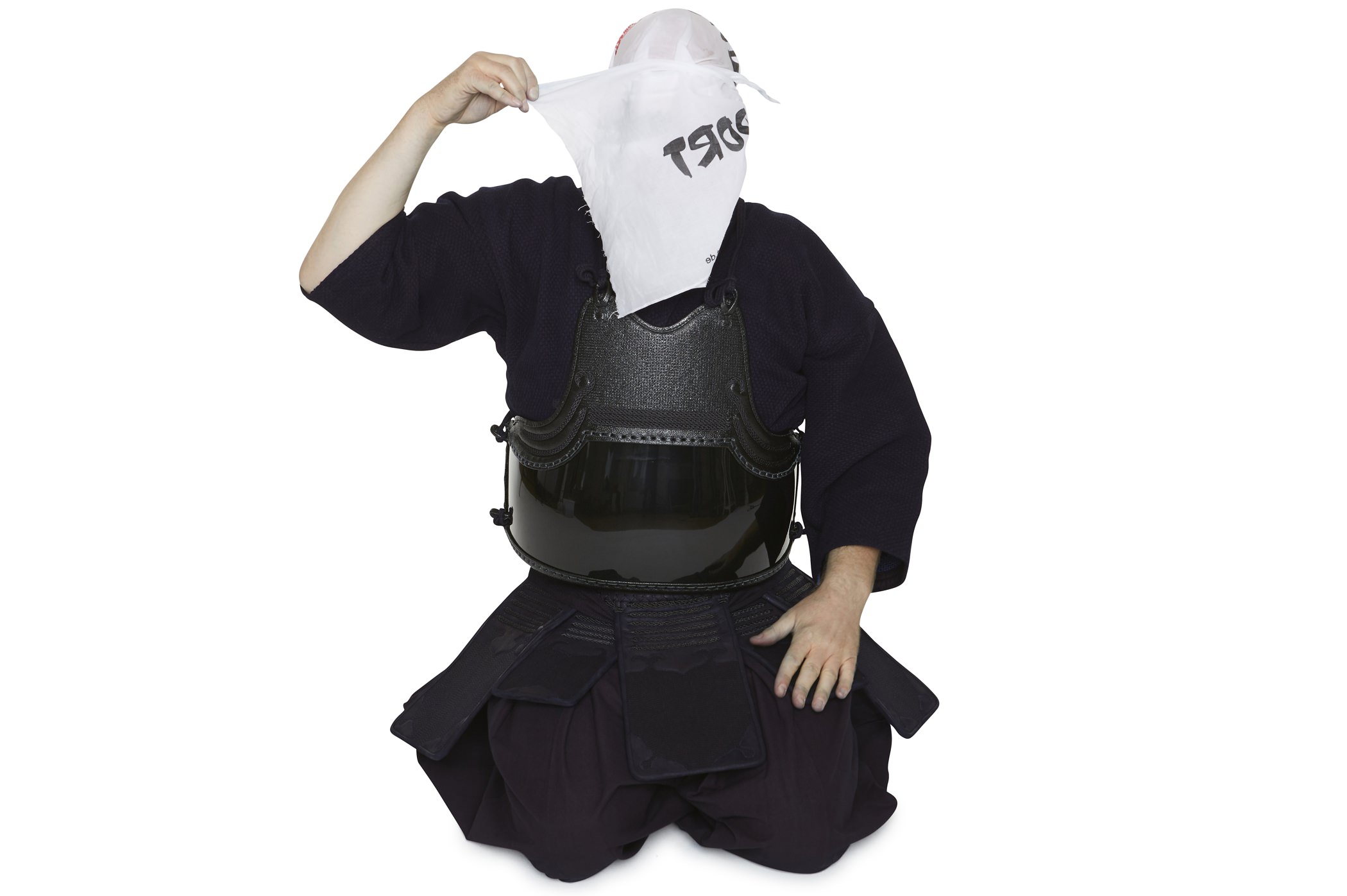 Fastening the Tenugui