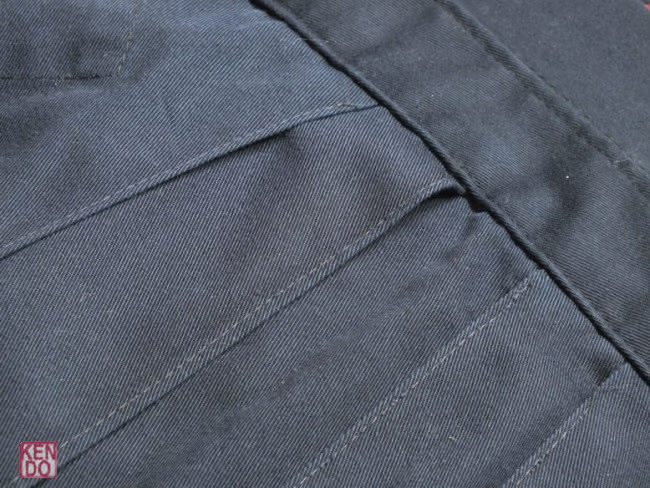 Couture des plis (Hakama)