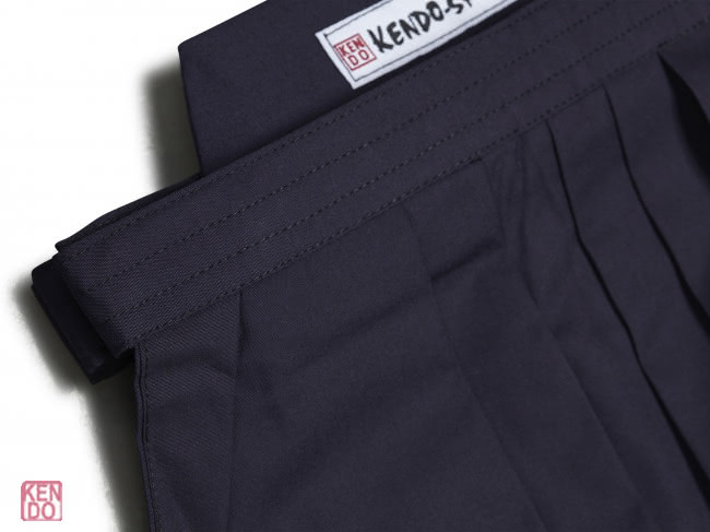 Hakama Standard blau aus Tetron