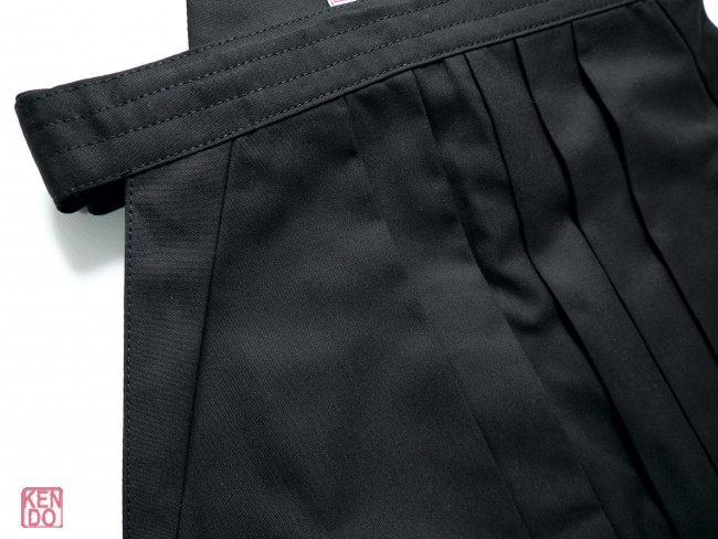 Hakama schwarz aus Tetron