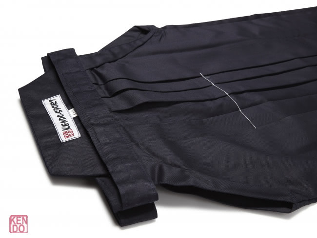 Hakama bleu pour enfants