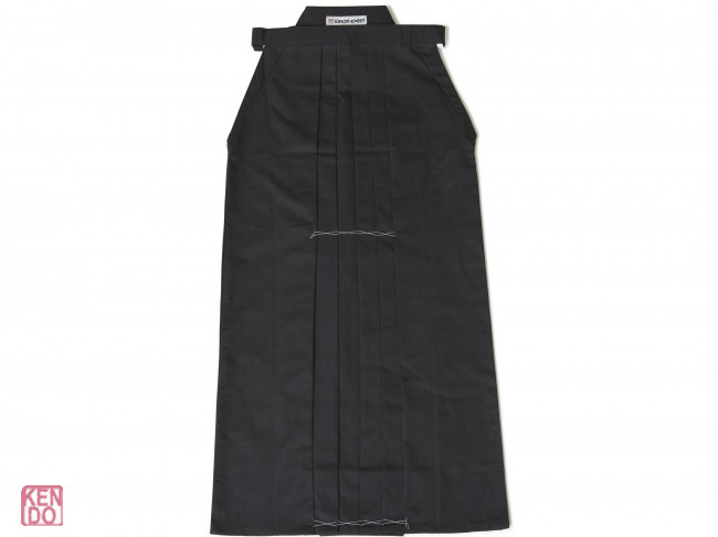 Hakama schwarz aus Tetron - ohne eingenähte Falten