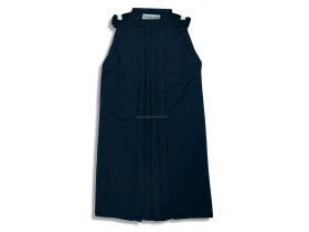 Hakama Standard blau aus Tetron - ohne eingenähte Falten
