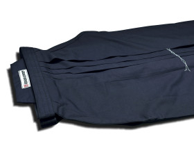 Hakama Standard blau aus Tetron - ohne eingenähte Falten